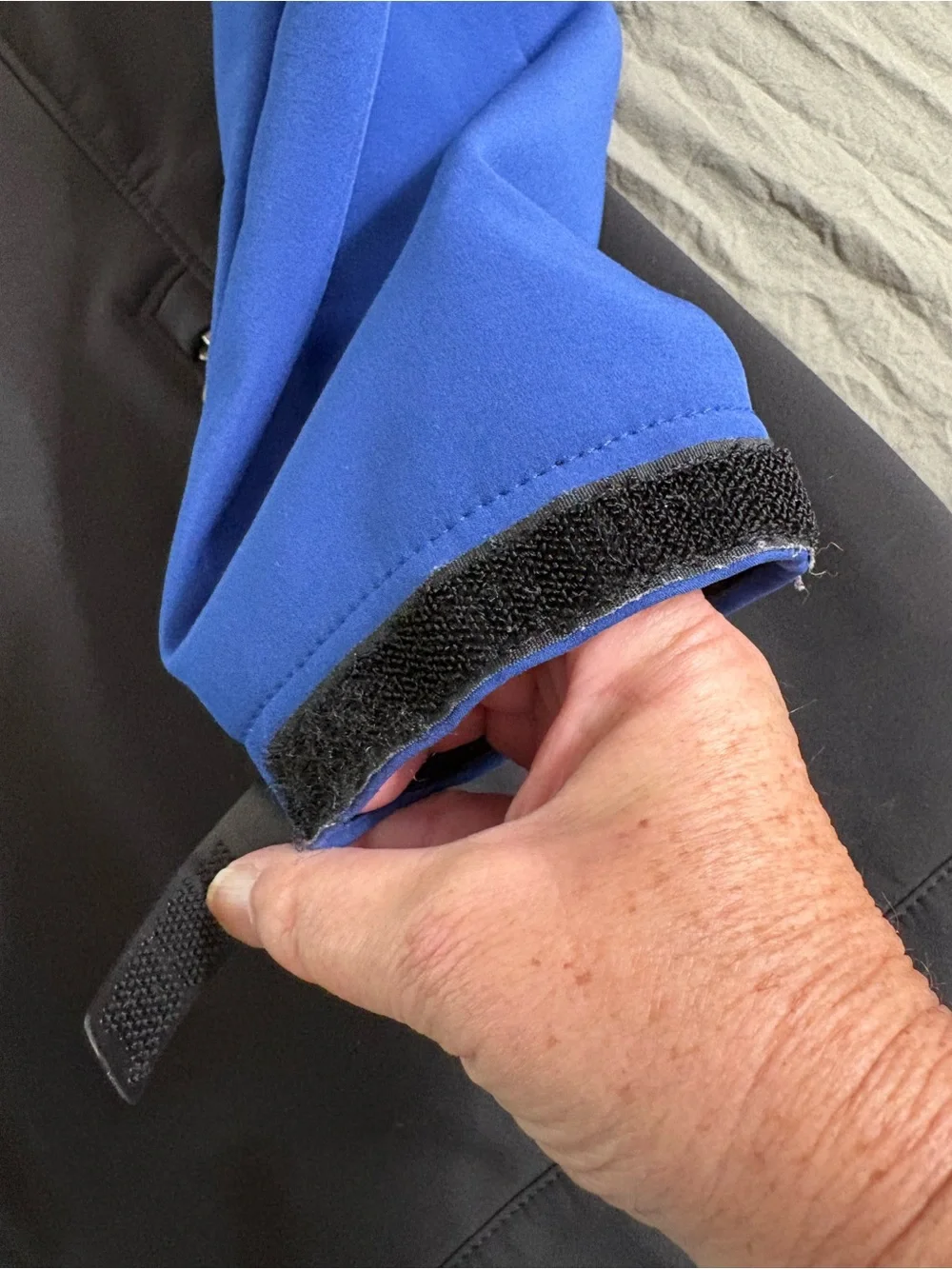 The North Face  Apex Bionic Softshell Jacket. Size Large.